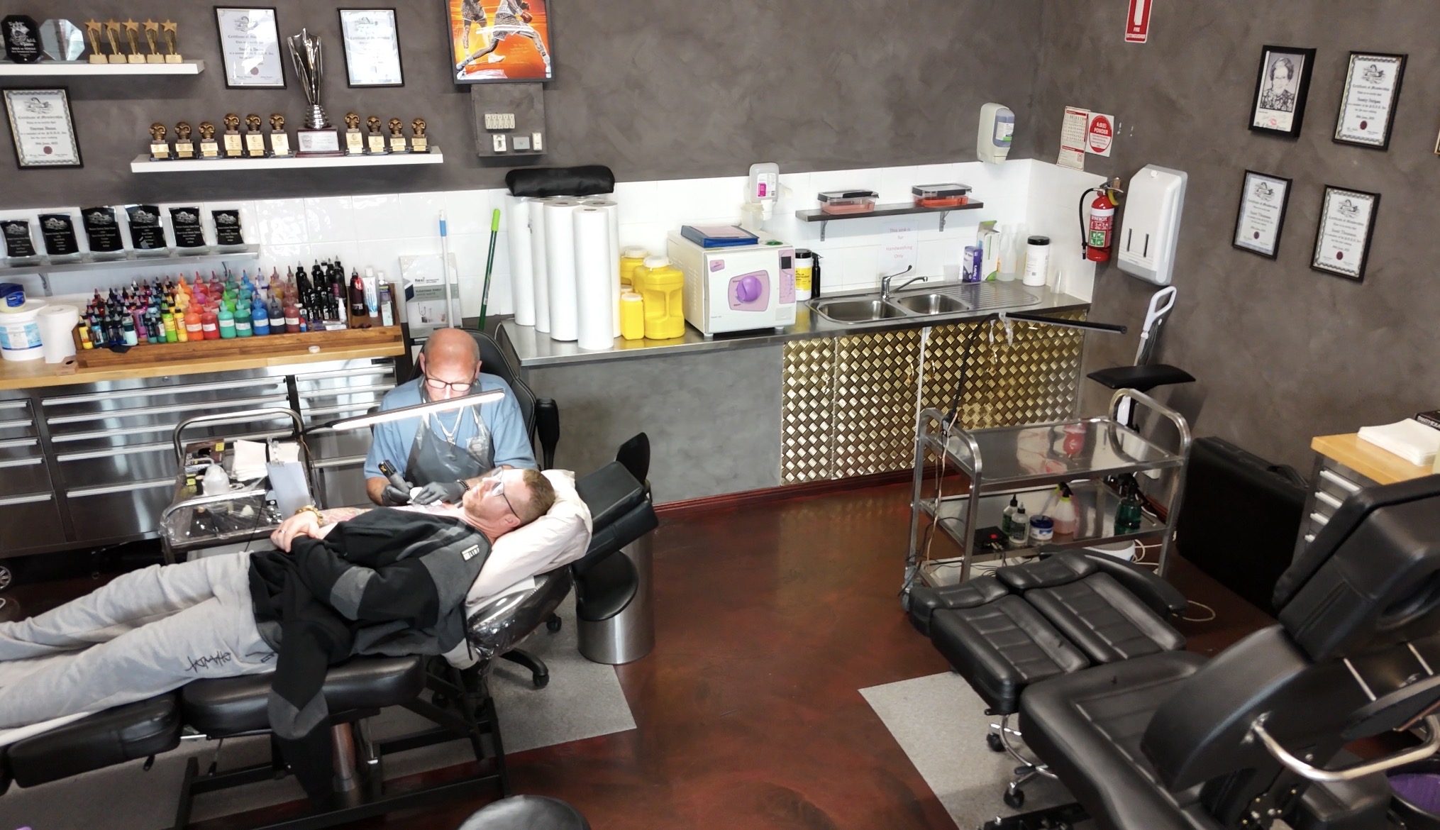 Diamond Tip Tattoo private studio parlour in Dapto